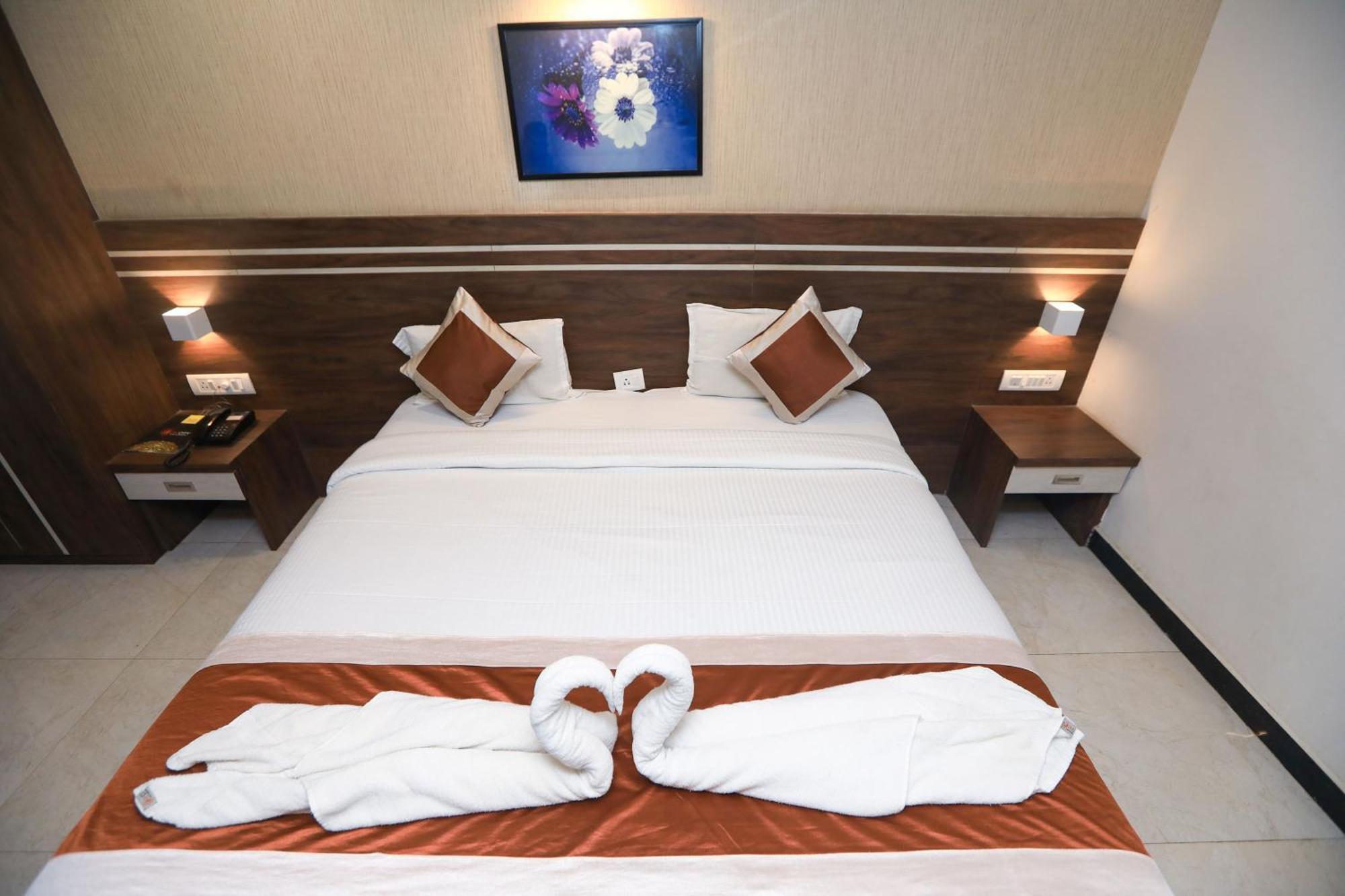 Hotel The Suncity Bhubaneswar